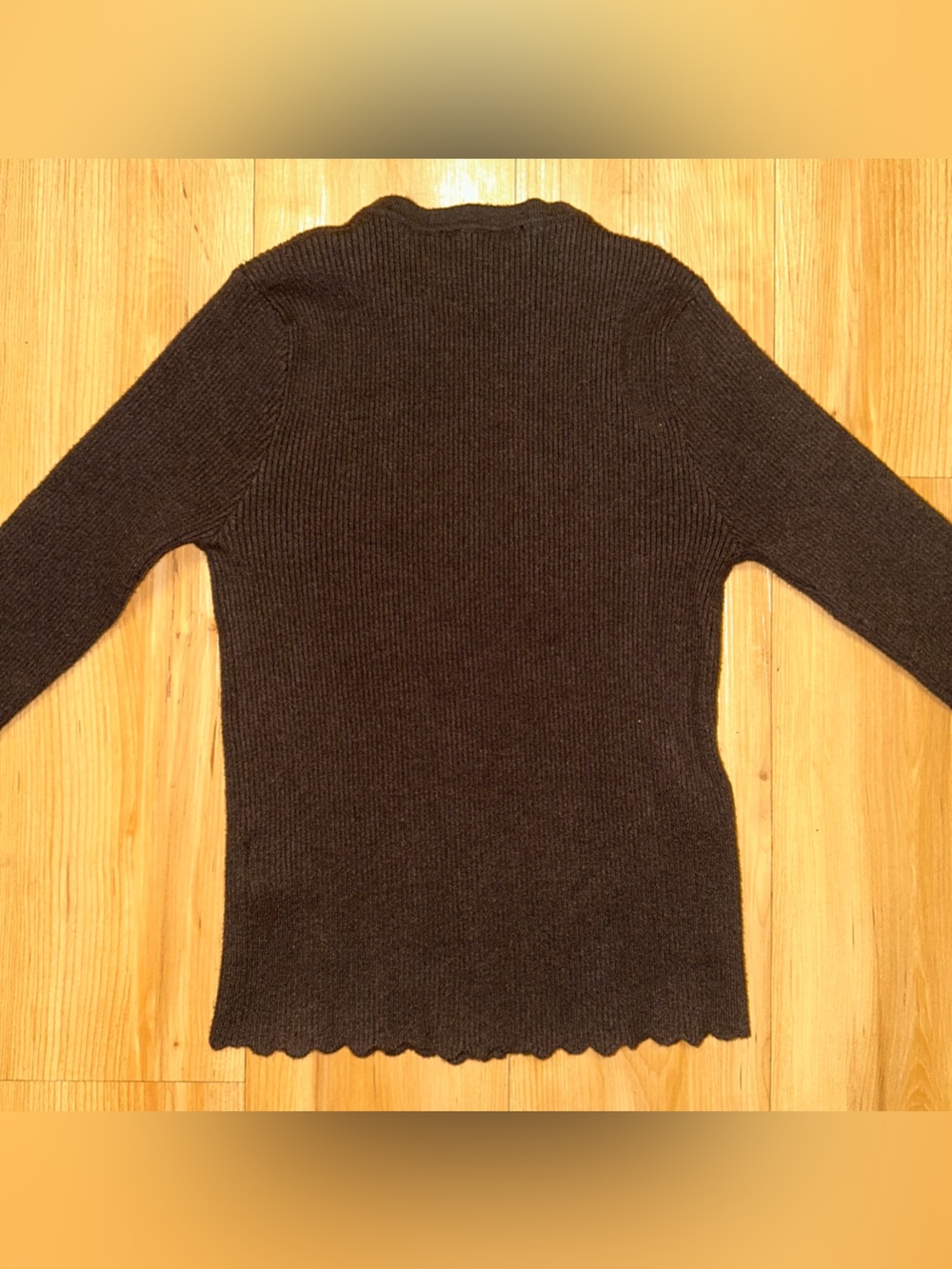 Ribbed Button-Front Cardigan - Picture 2 of 3